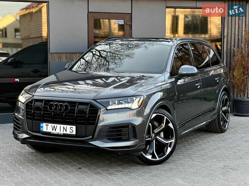 Позашляховик / Кросовер Audi Q7 2021 в Одесі