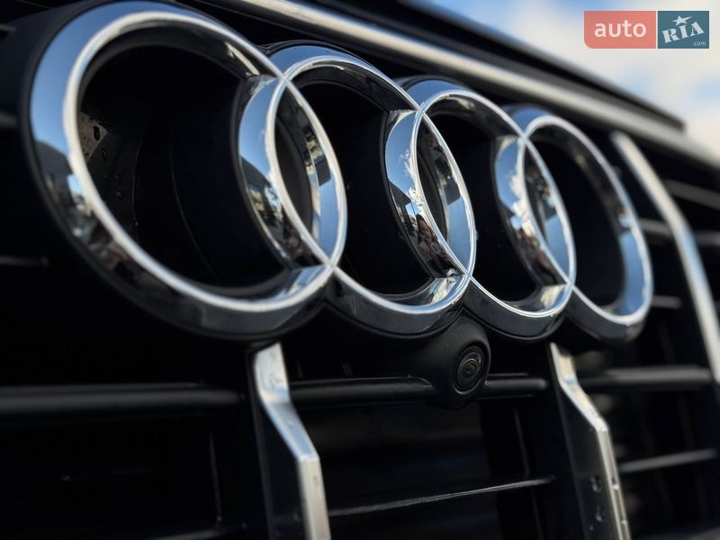 Позашляховик / Кросовер Audi Q7 2019 в Рівному