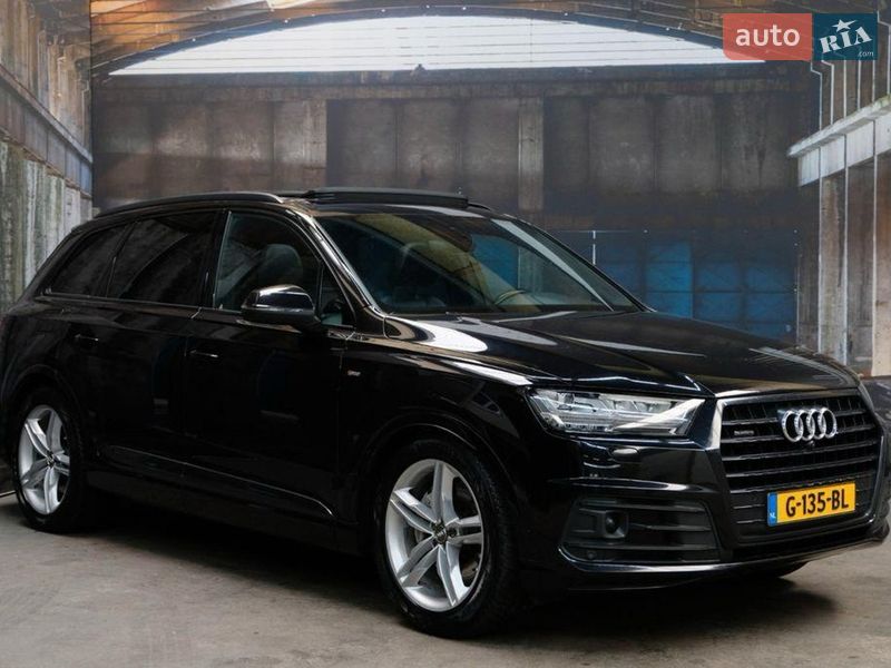 Внедорожник / Кроссовер Audi Q7 2018 в Вараше фото 3 Внедорожник / Кроссовер Audi Q7 2018 в Вараше