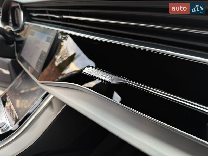 Внедорожник / Кроссовер Audi Q7 2020 в Ровно