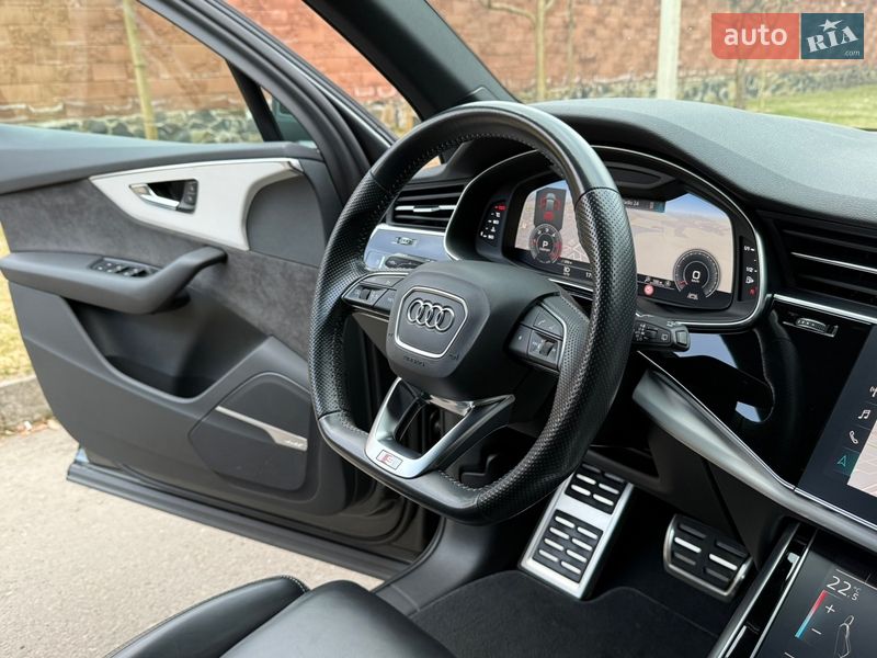 Внедорожник / Кроссовер Audi Q7 2020 в Ровно