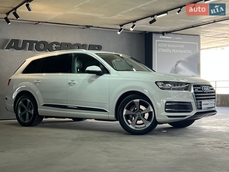 Позашляховик / Кросовер Audi Q7 2015 в Одесі
