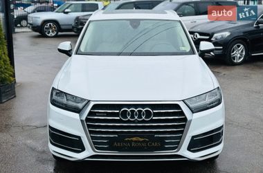Внедорожник / Кроссовер Audi Q7 2018 в Харькове