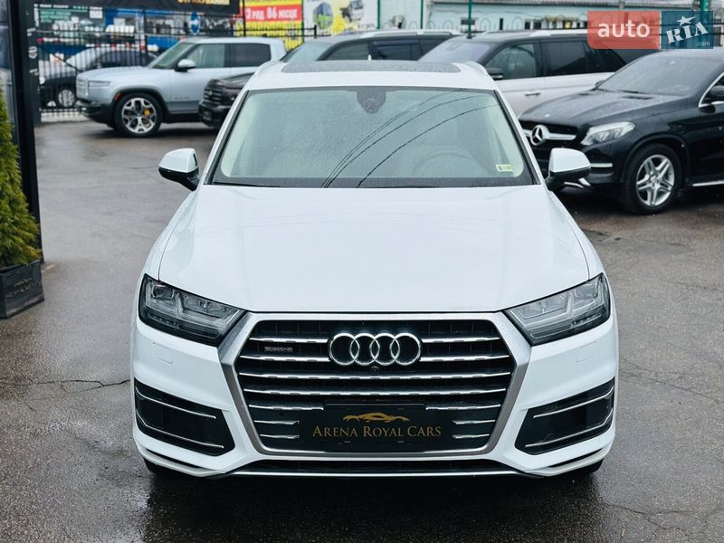 Внедорожник / Кроссовер Audi Q7 2018 в Харькове