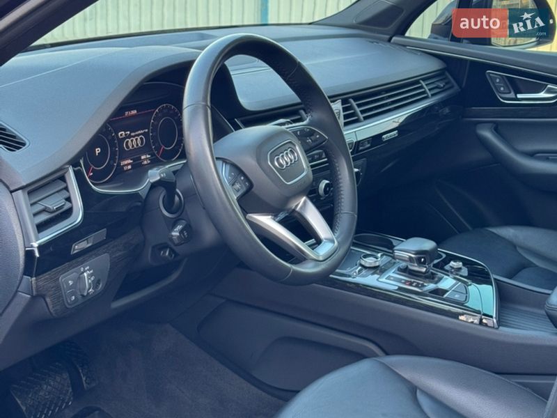 Позашляховик / Кросовер Audi Q7 2019 в Фастові
