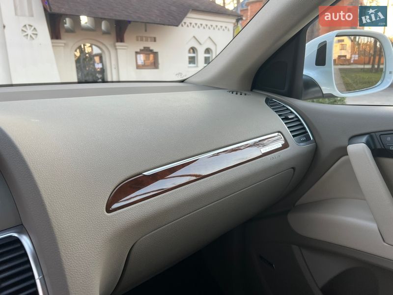 Позашляховик / Кросовер Audi Q7 2012 в Києві фото 85 Позашляховик / Кросовер Audi Q7 2012 в Києві