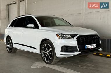 Внедорожник / Кроссовер Audi Q7 2020 в Ровно