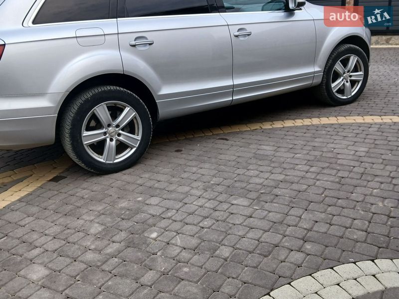 Внедорожник / Кроссовер Audi Q7 2011 в Банилове-Подгорном