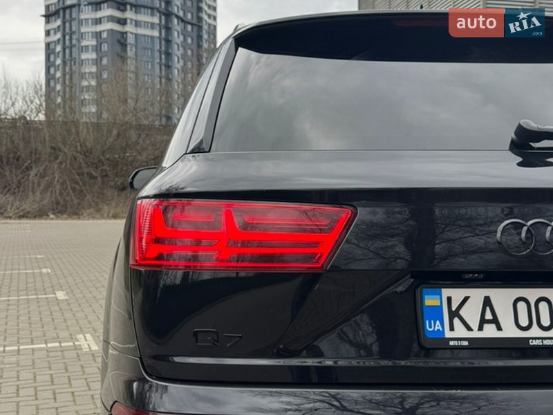 Позашляховик / Кросовер Audi Q7 2016 в Києві фото 10 Позашляховик / Кросовер Audi Q7 2016 в Києві