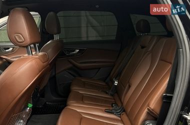 Внедорожник / Кроссовер Audi Q7 2016 в Киеве