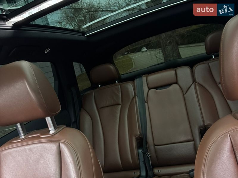 Позашляховик / Кросовер Audi Q7 2016 в Києві фото 24 Позашляховик / Кросовер Audi Q7 2016 в Києві