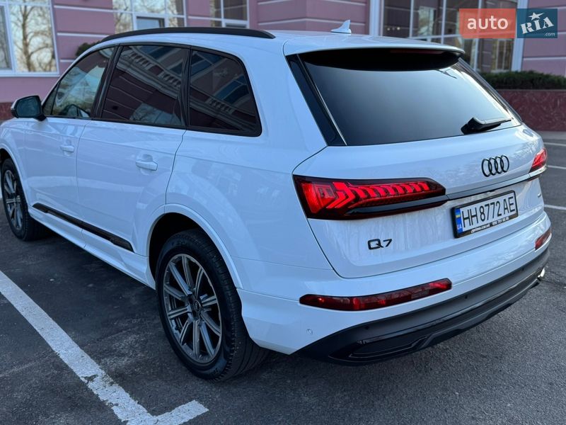 Внедорожник / Кроссовер Audi Q7 2022 в Одессе