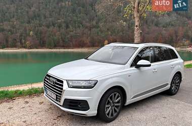 Внедорожник / Кроссовер Audi Q7 2017 в Киеве