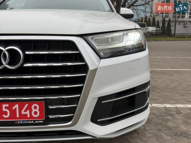 Внедорожник / Кроссовер Audi Q7 2016 в Луцке