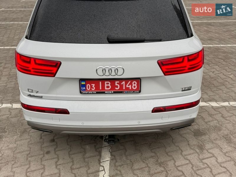 Внедорожник / Кроссовер Audi Q7 2016 в Луцке