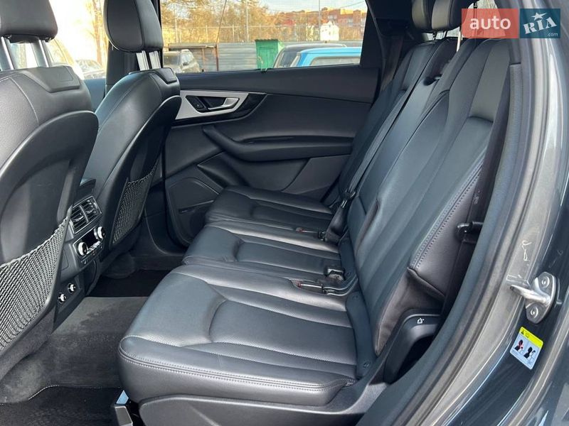 Внедорожник / Кроссовер Audi Q7 2019 в Полтаве