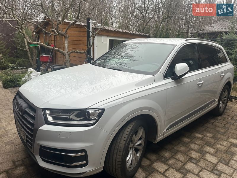 Внедорожник / Кроссовер Audi Q7 2015 в Киеве фото 2 Внедорожник / Кроссовер Audi Q7 2015 в Киеве