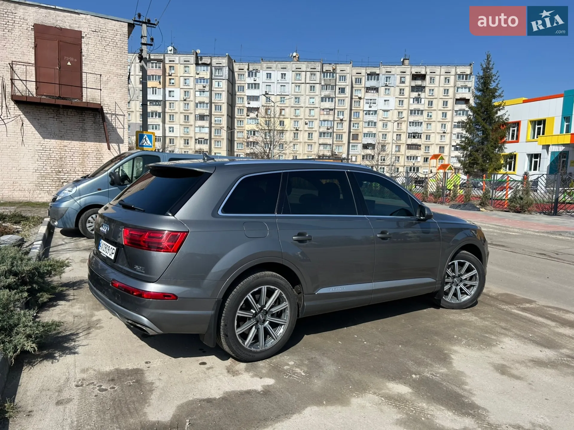 2017 Audi Q7 - мініатюра 11