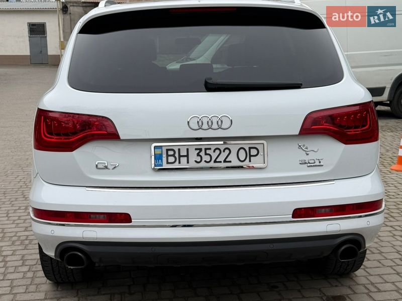 Позашляховик / Кросовер Audi Q7 2014 в Одесі