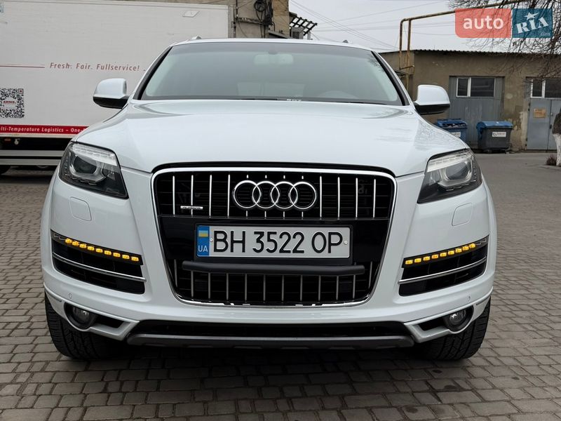 Позашляховик / Кросовер Audi Q7 2014 в Одесі