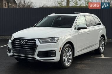 Внедорожник / Кроссовер Audi Q7 2015 в Киеве