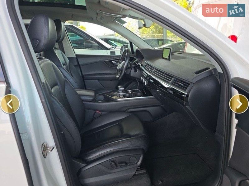 Внедорожник / Кроссовер Audi Q7 2015 в Киеве