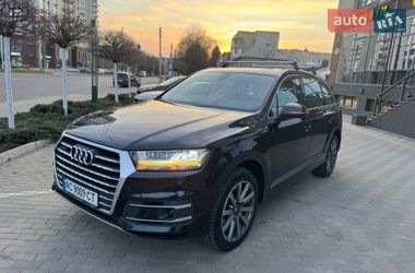 Позашляховик / Кросовер Audi Q7 2016 в Львові