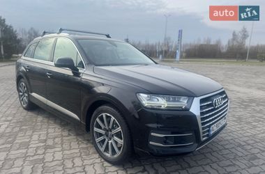 Позашляховик / Кросовер Audi Q7 2016 в Львові