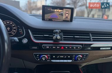 Позашляховик / Кросовер Audi Q7 2016 в Львові