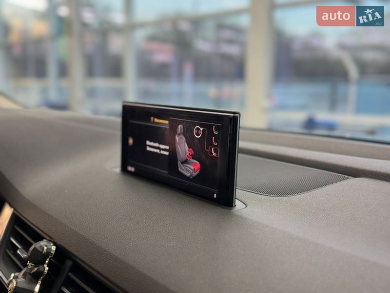 Позашляховик / Кросовер Audi Q7 2016 в Львові