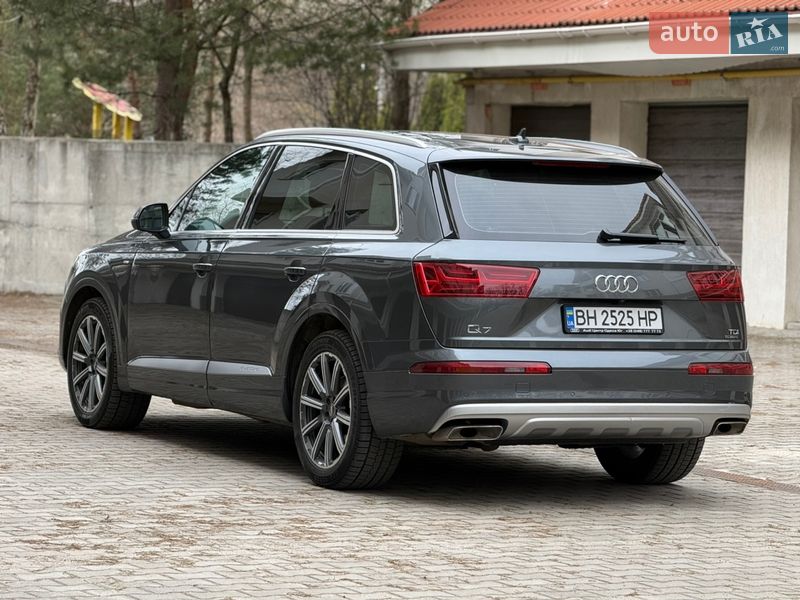 Внедорожник / Кроссовер Audi Q7 2015 в Киеве фото 5 Внедорожник / Кроссовер Audi Q7 2015 в Киеве