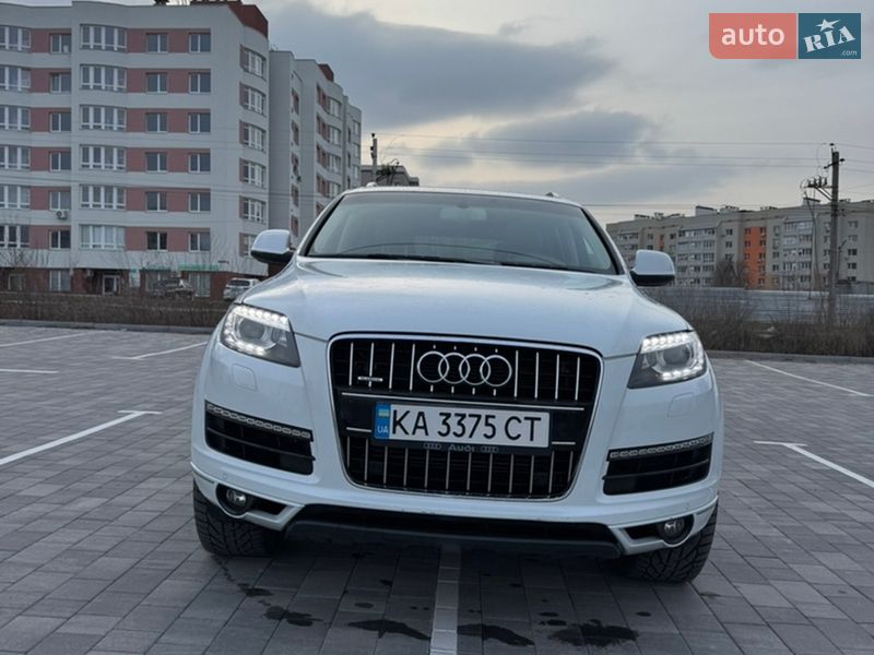 Внедорожник / Кроссовер Audi Q7 2015 в Виннице