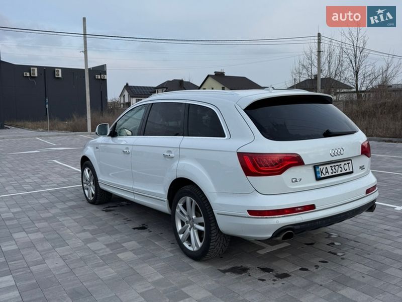 Внедорожник / Кроссовер Audi Q7 2015 в Виннице