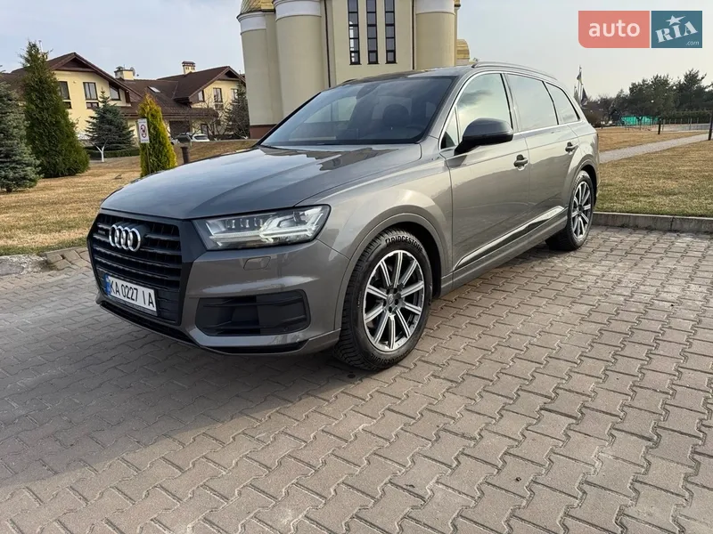 Audi Q7