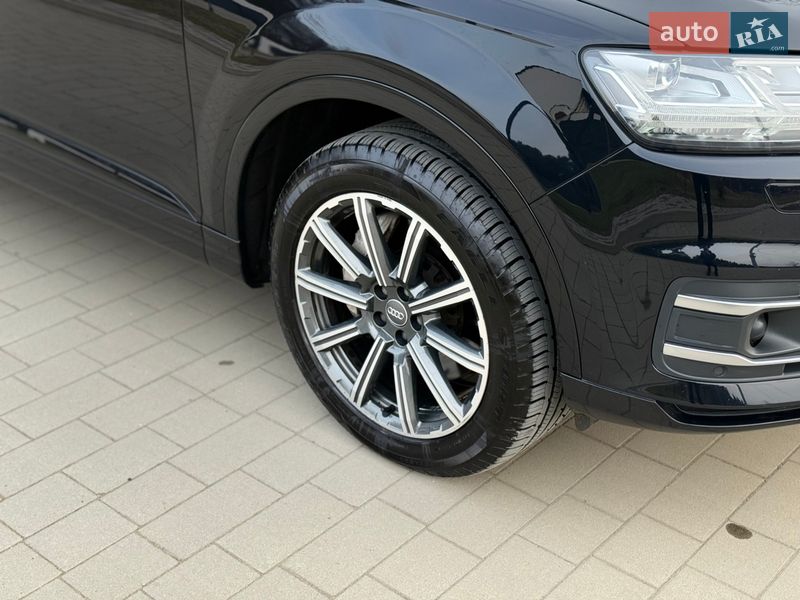 Внедорожник / Кроссовер Audi Q7 2016 в Ковеле