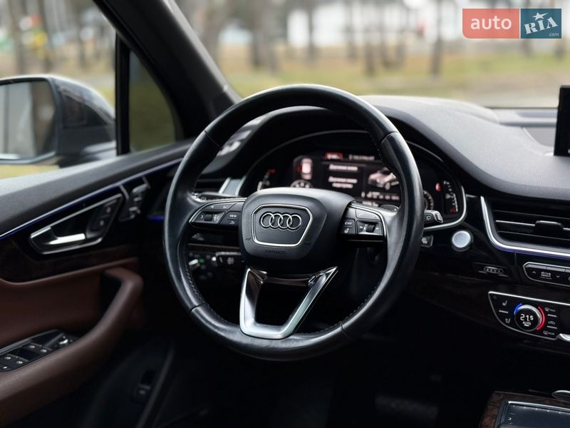 Внедорожник / Кроссовер Audi Q7 2016 в Ковеле