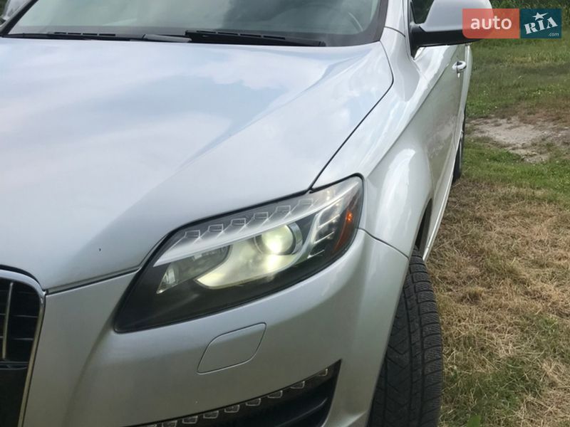 Внедорожник / Кроссовер Audi Q7 2010 в Черкассах