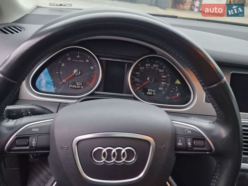 Позашляховик / Кросовер Audi Q7 2014 в Івано-Франківську