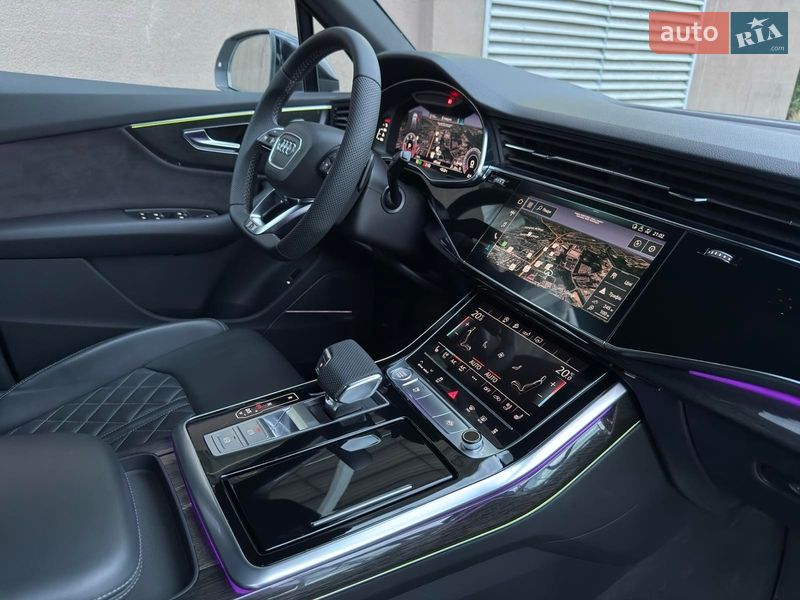 Позашляховик / Кросовер Audi Q7 2020 в Одесі