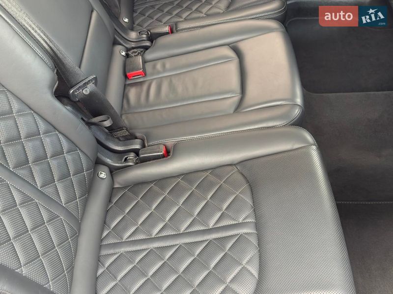 Позашляховик / Кросовер Audi Q7 2020 в Одесі