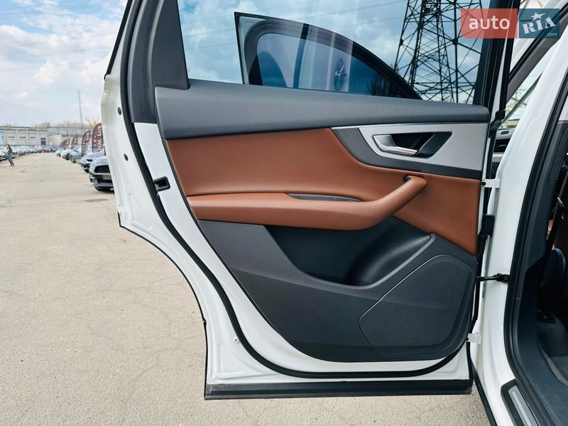 Внедорожник / Кроссовер Audi Q7 2017 в Харькове фото 19 Внедорожник / Кроссовер Audi Q7 2017 в Харькове