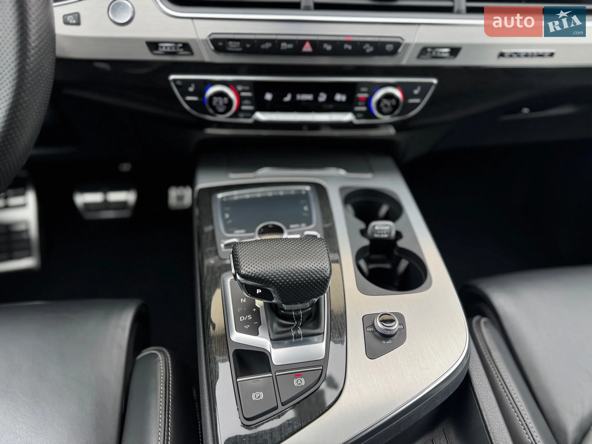 2018 Audi Q7 - мініатюра 131
