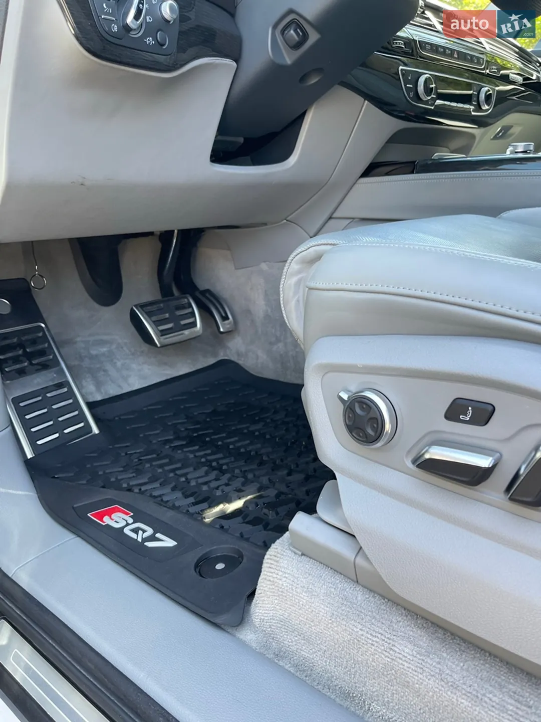 2017 Audi Q7 - мініатюра 16