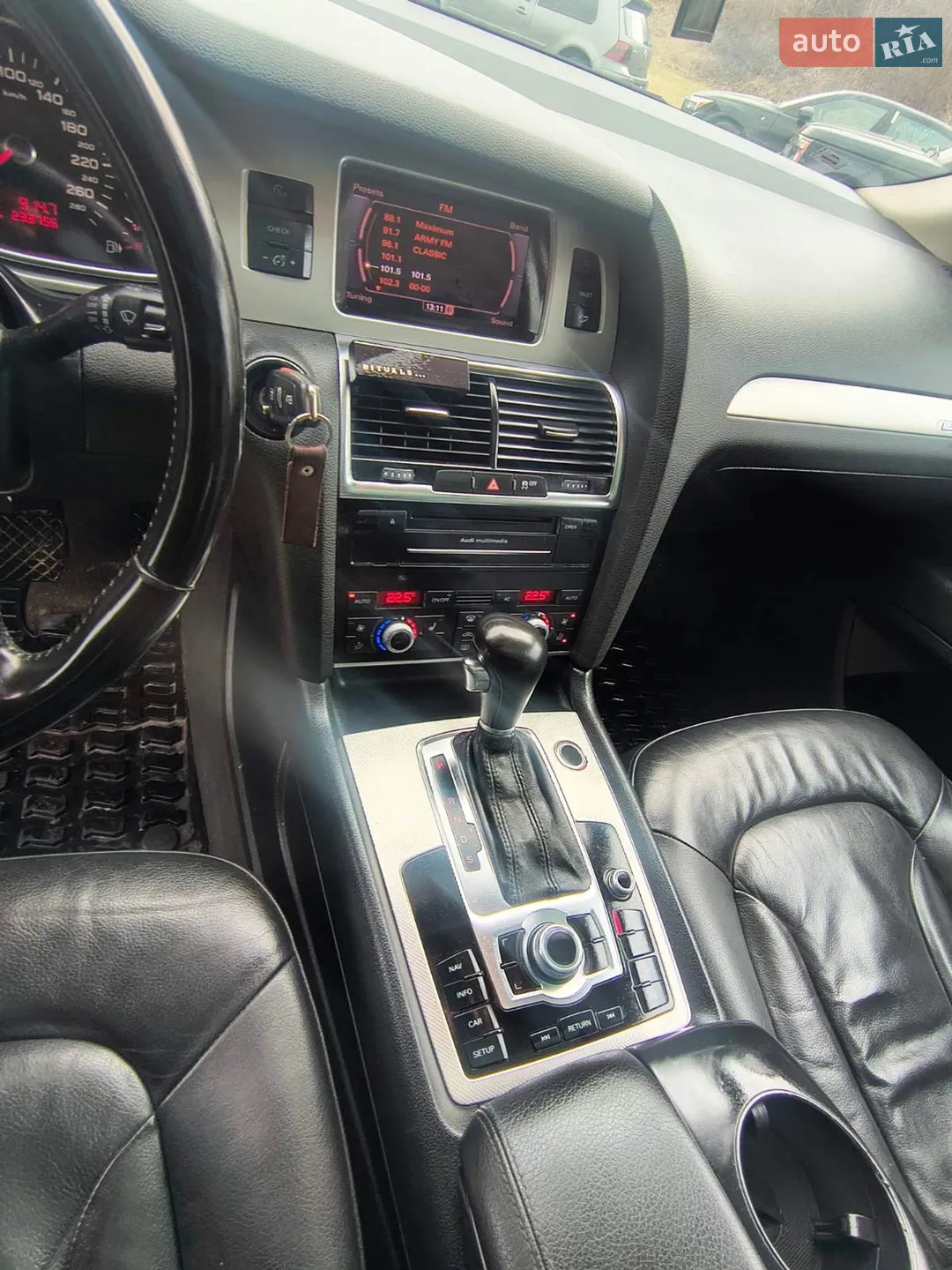 2011 Audi Q7 - мініатюра 10