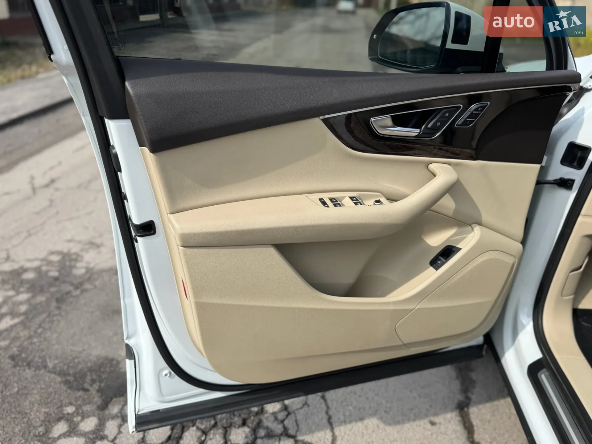 2016 Audi Q7 - мініатюра 22