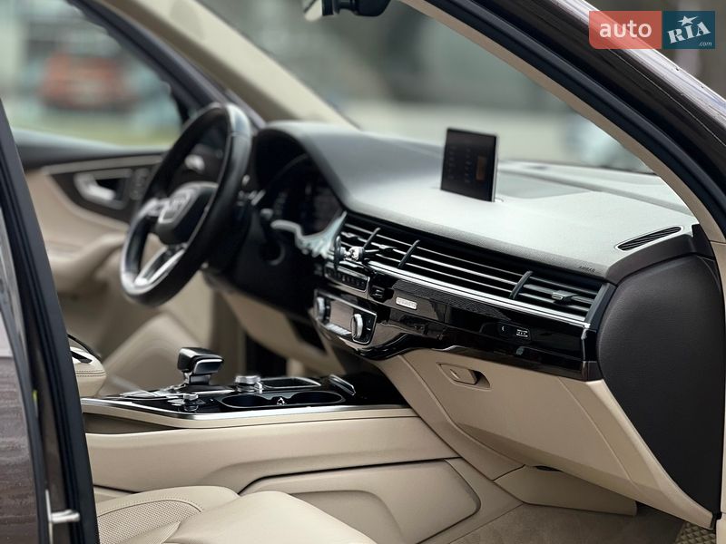 Audi Q7 2018