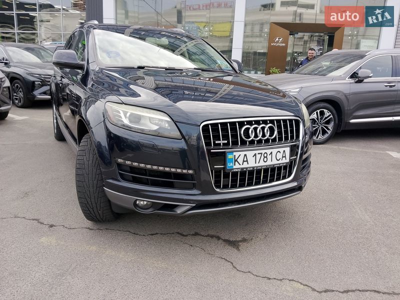 Внедорожник / Кроссовер Audi Q7 2011 в Киеве