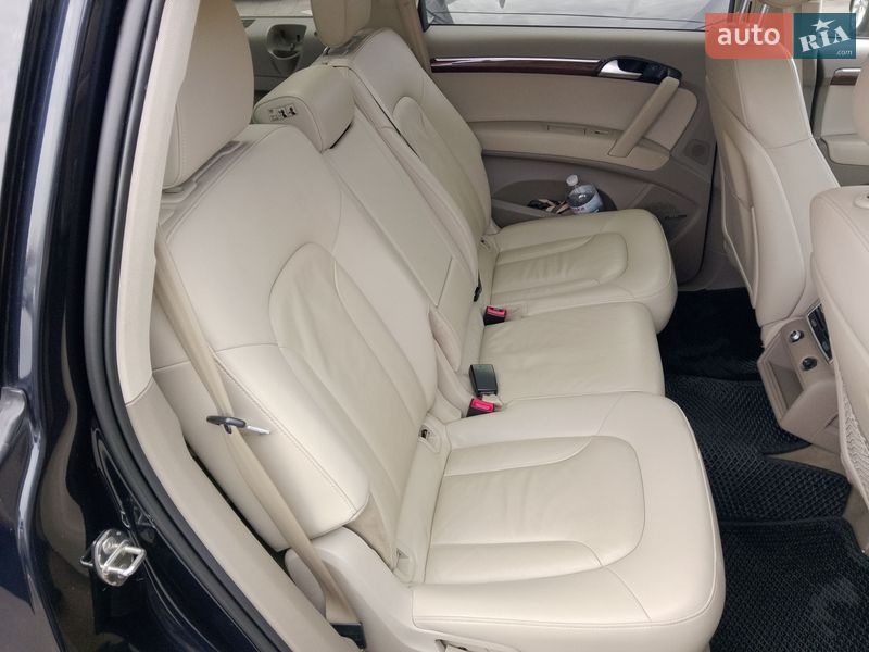 Внедорожник / Кроссовер Audi Q7 2011 в Киеве