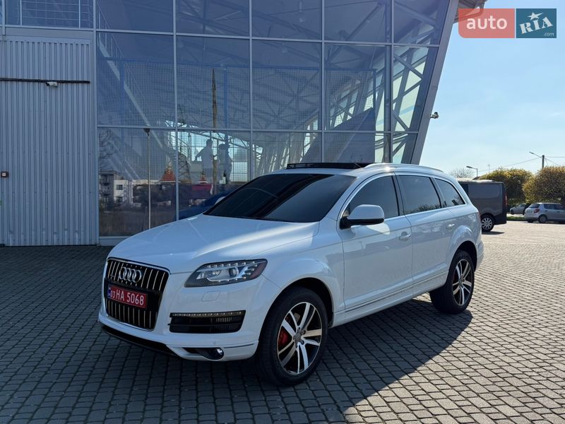 Внедорожник / Кроссовер Audi Q7 2014 в Ужгороде
