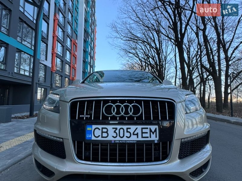 Внедорожник / Кроссовер Audi Q7 2010 в Чернигове